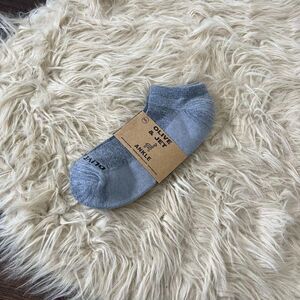 NWT gray Olive & Jet ankle socks XXL